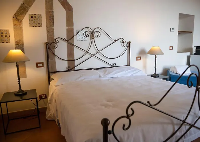 Dimora Santa Barbara 3*