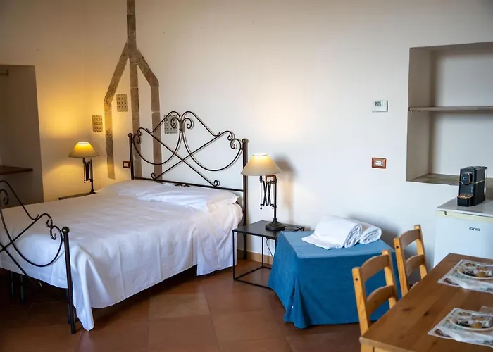 Dimora Santa Barbara 3*